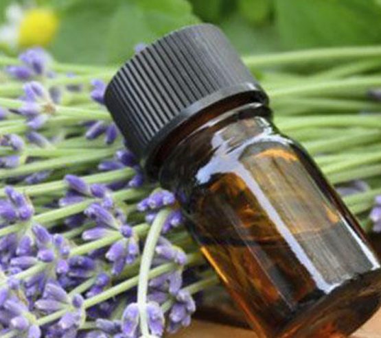 flower-oil-or-chemical-medicine