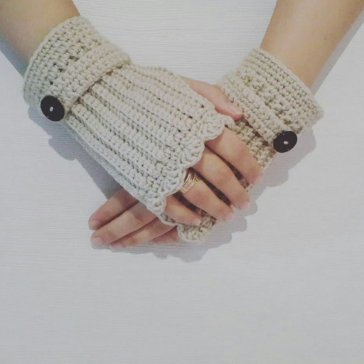 مدل دستکش بافت- انواع پوشاک زمستانه- مجله باسلام