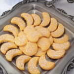 طرز تهیه شیرینی کوکی زعفرانی خانگی عید نوروز