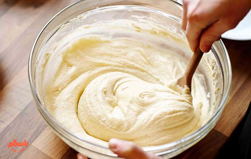 مخلوط کنید تا مواد کاملا یکدست شود