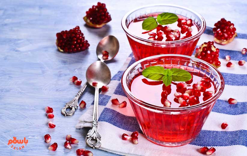 طرز تهیه ژله انار لیوانی