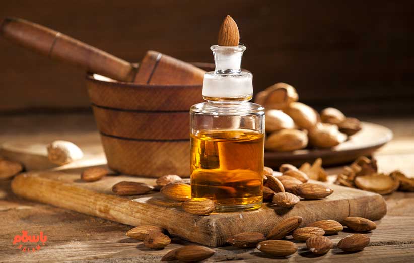 خواص روغن بادام شیرین در ناف