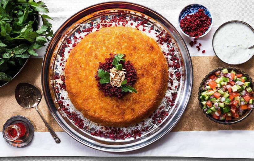 دستور پخت ته دیگ زعفرانی با ماست به دو روش