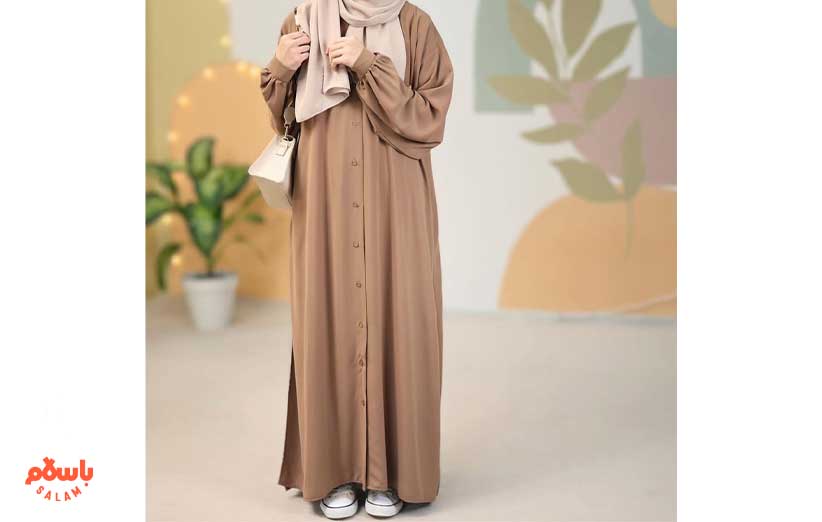 عبای دکمه دار