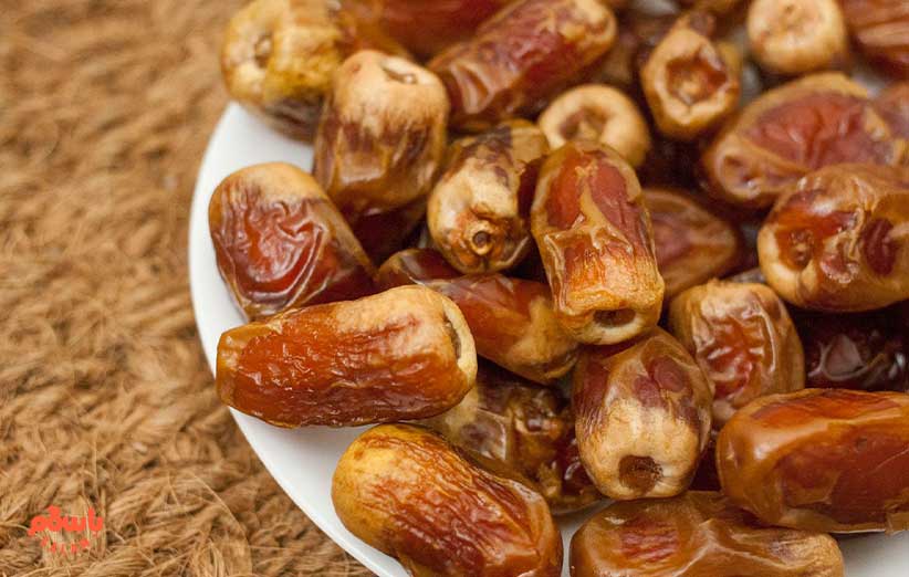 همه چیز در مورد خرمای زاهدی از خواص تا طبع و ارزش غذایی