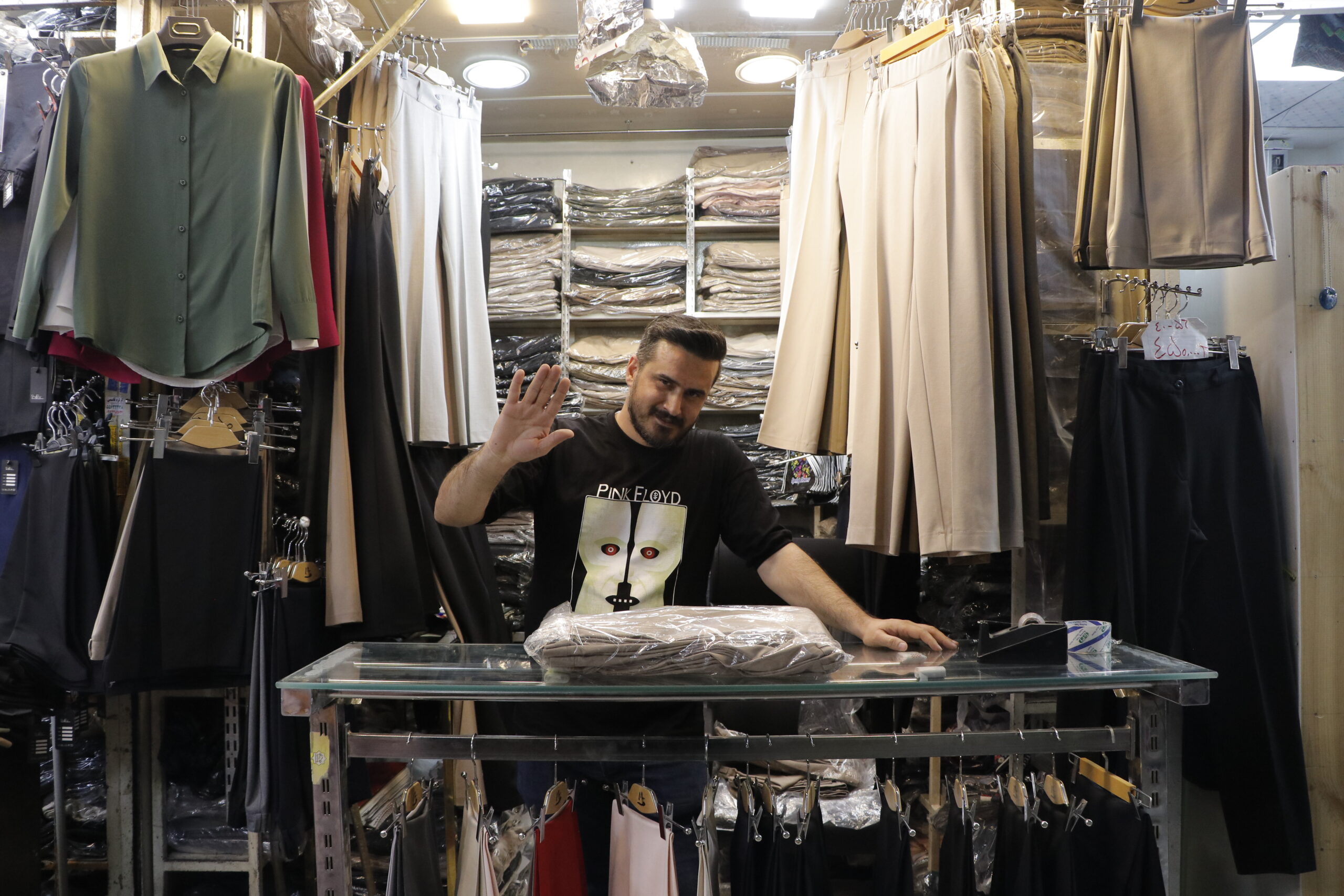 اوستام پشتمو قوی کرد