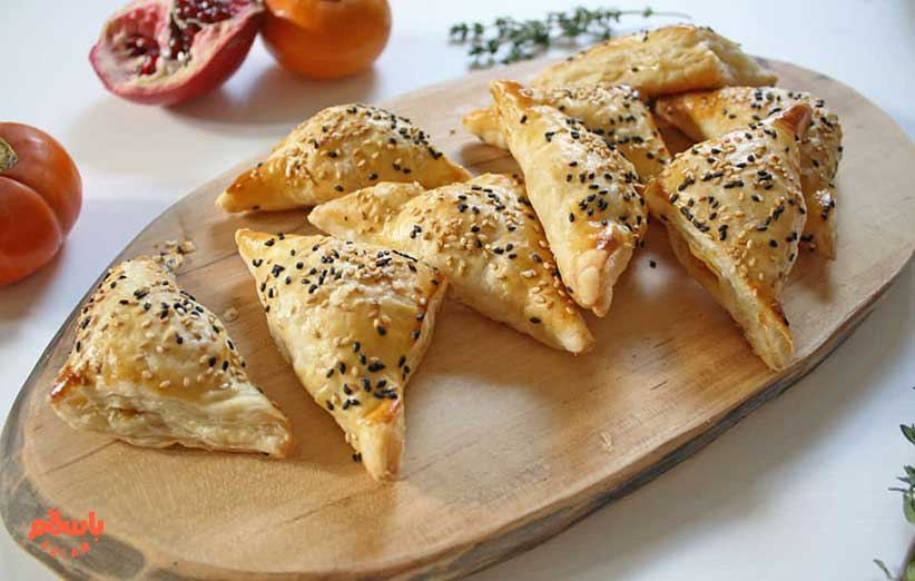 طرز تهیه کلوچه خرمایی ساده و خانگی