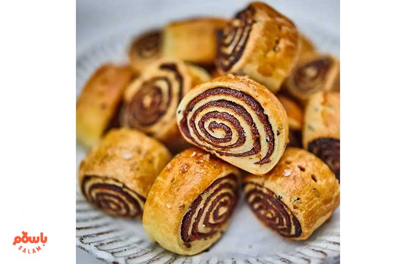 طرز تهیه رولت خرما با بیسکویت