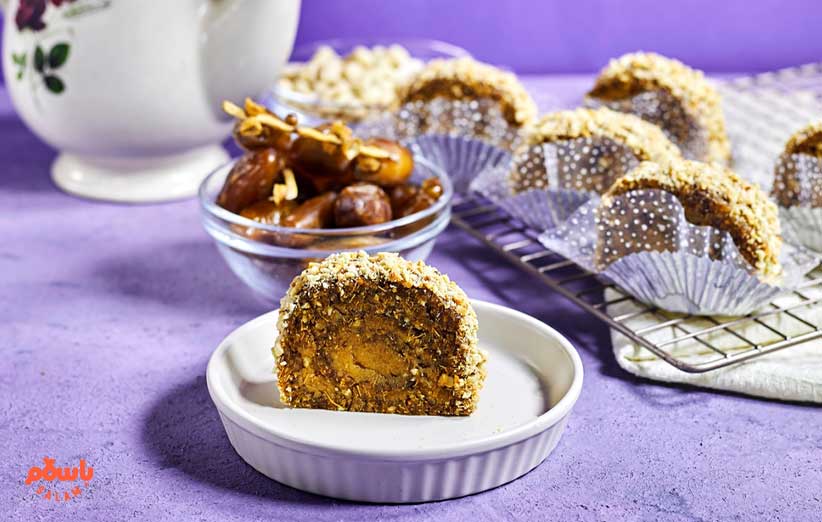 طرز تهیه رولت خرما و گردو