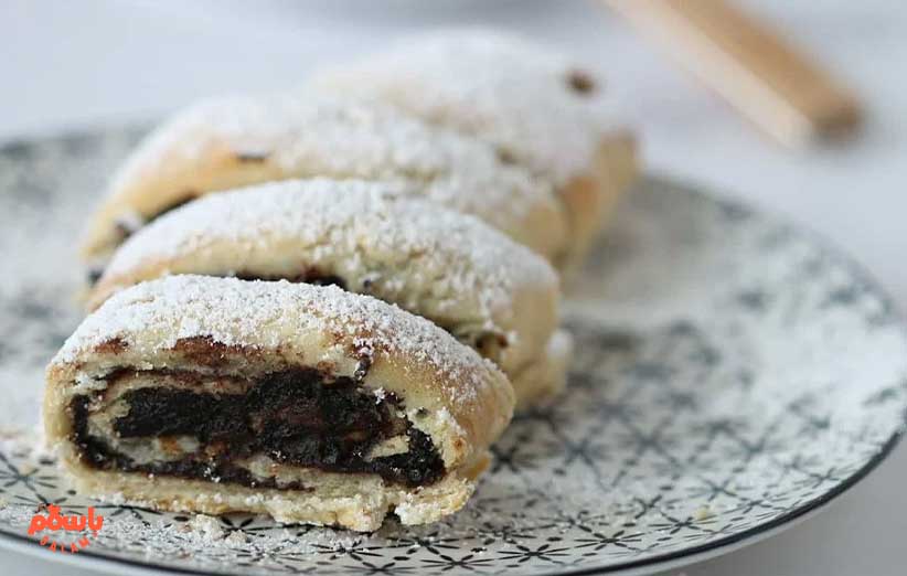 طرز تهیه رولت خرما ساده و بدون آرد