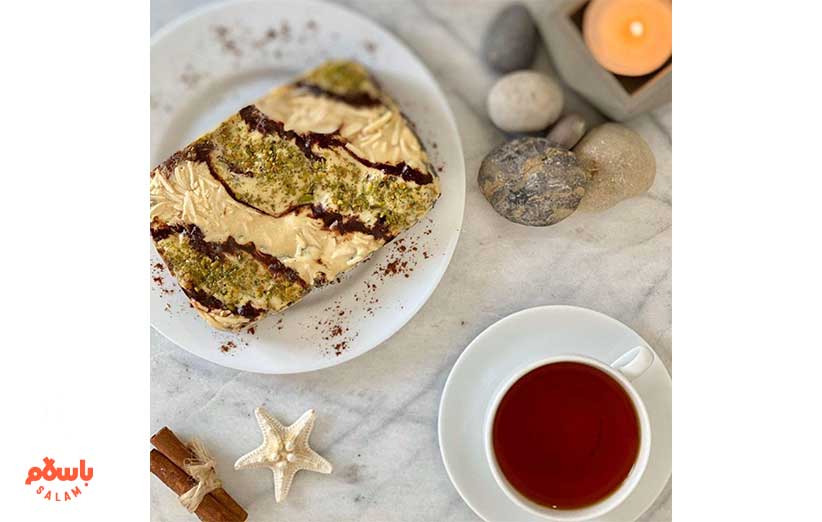 طرز تهیه رنگینک خرما با آرد گندم