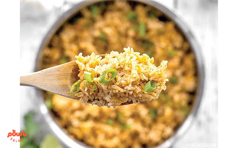 طرز پخت برنج قهوه‌ای همراه با سبزیجات