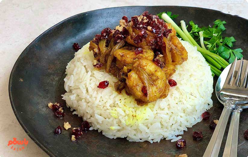 طرز تهیه گردو پلو با میگو