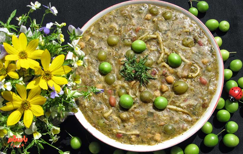 ۴۱. آش گوجه سبز
