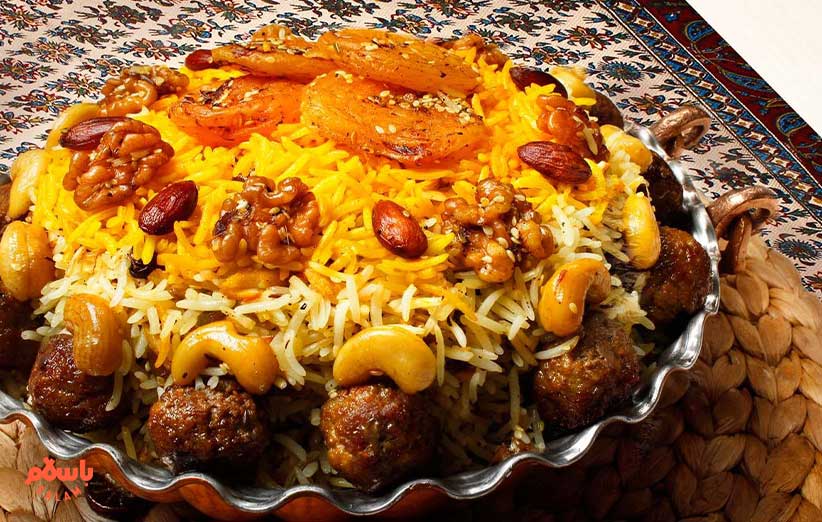 طرز تهیه خرما پلو اهوازی با گوشت چرخ کرده