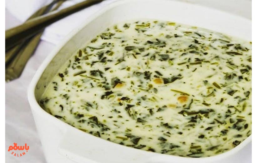 طرز تهیه آش ماست با اسفناج