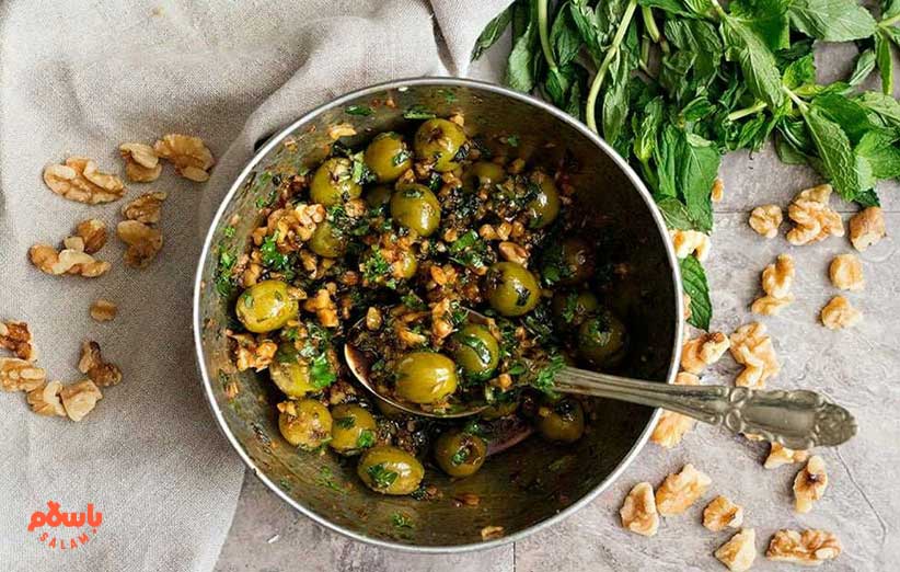 مواد لازم برای زیتون پرورده بدون رب انار