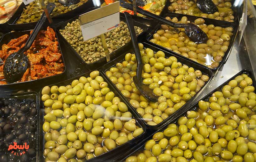 رفع تلخی زیتون با جوهر لیمو و نمک