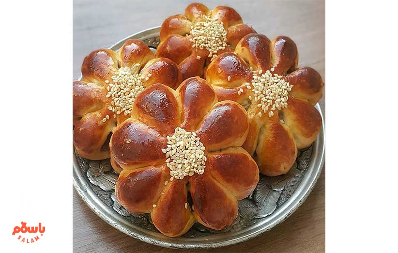 تزئین نان خرمایی