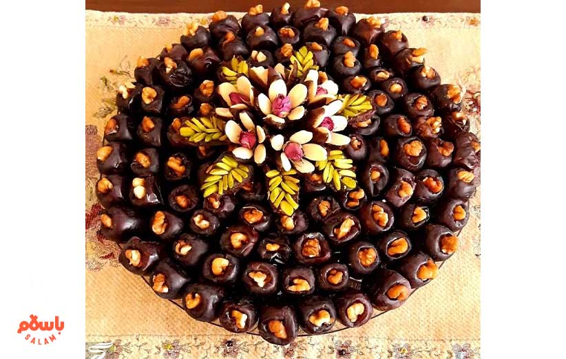تزیین خرما و سینی خرما با گردو
