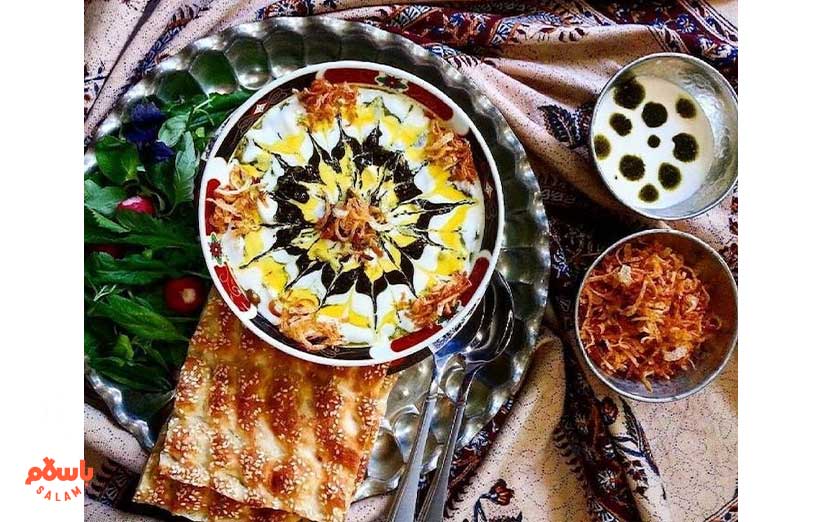 مراحل تهیه آش جو با سیرابی