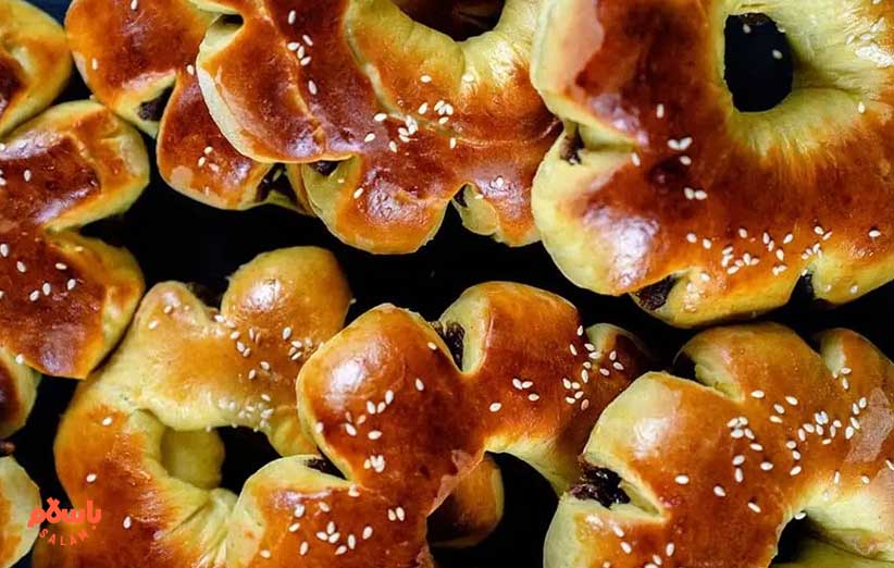 طرز تهیه نان خرمایی ساده خانگی