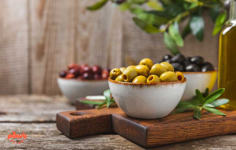 روش سنتی: گرفتن تلخی زیتون با نمک