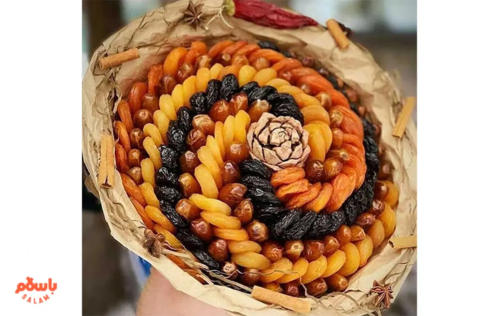 تزیین آجیل شب یلدا در سبد