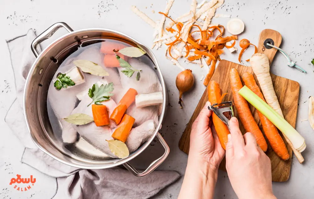 طرز تهیه سوپ مرغ و پای مرغ با قارچ، سبزیجات، رشته، شیر و غلات