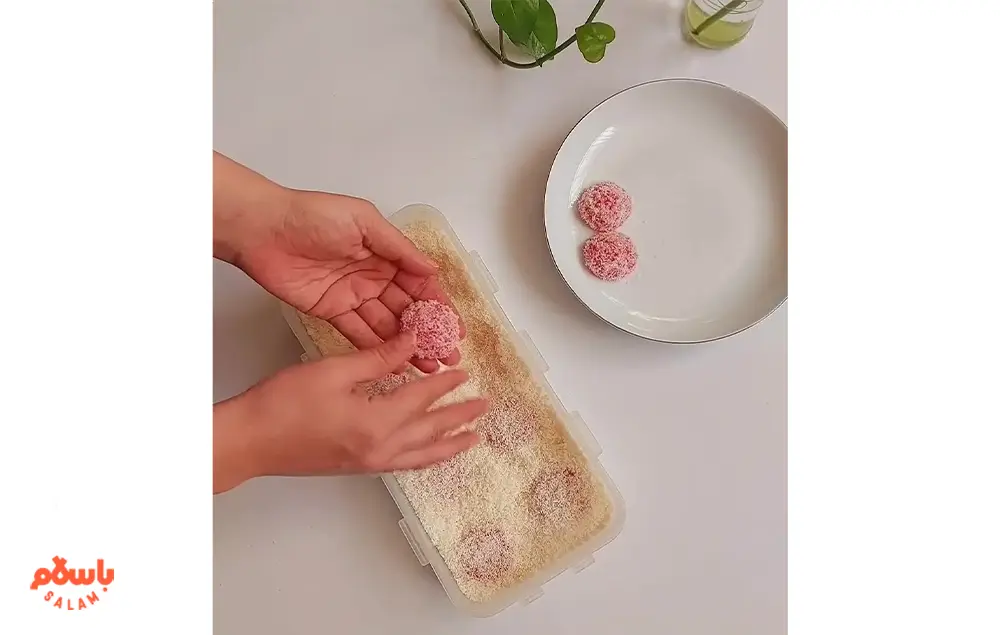 مراحل تهیه باسلوق یلدایی اناری