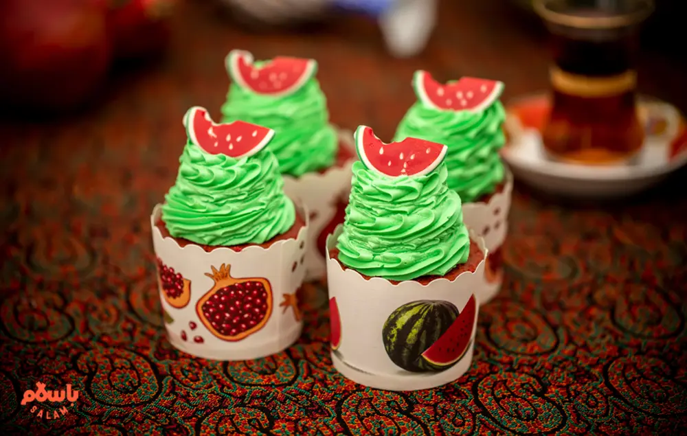 طرز تهیه کاپ کیک یلدایی(کیک فنجانی یلدایی)