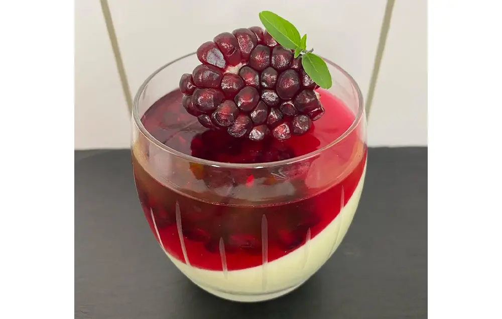 تزیین ژله شب یلدا با میوه