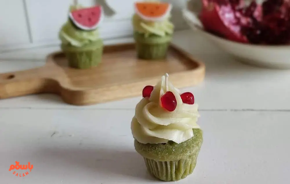 تزیین کاپ کیک یلدایی