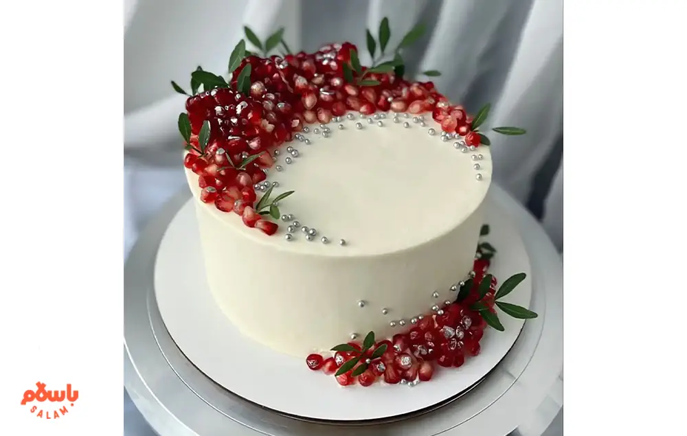 طرز تهیه کیک انار شب یلدا