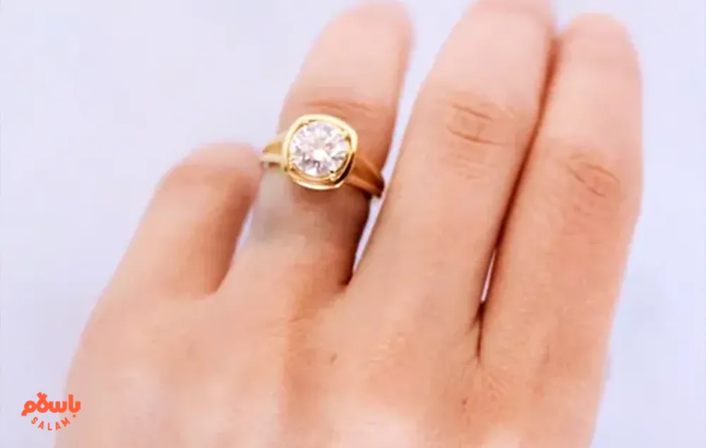 سیاه شدن پوست با طلا