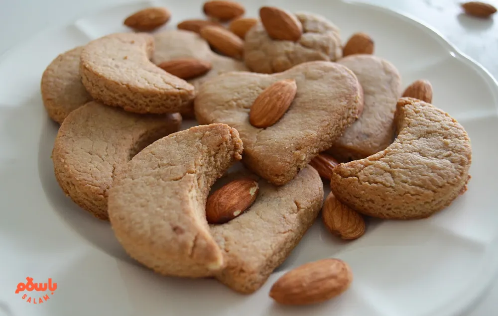 شیرینی بادامی قزوین