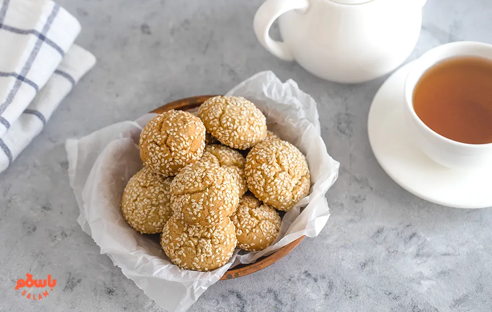 طرز تهیه انواع کلوچه و شیرینی کنجدی خانگی+ بدون فر