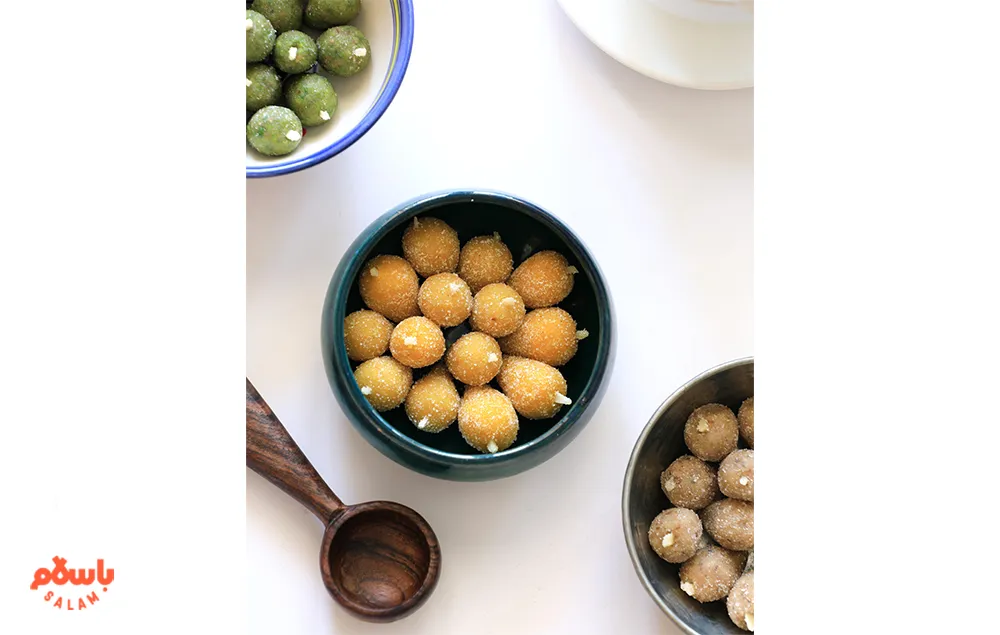 شیرینی شبیه توت	