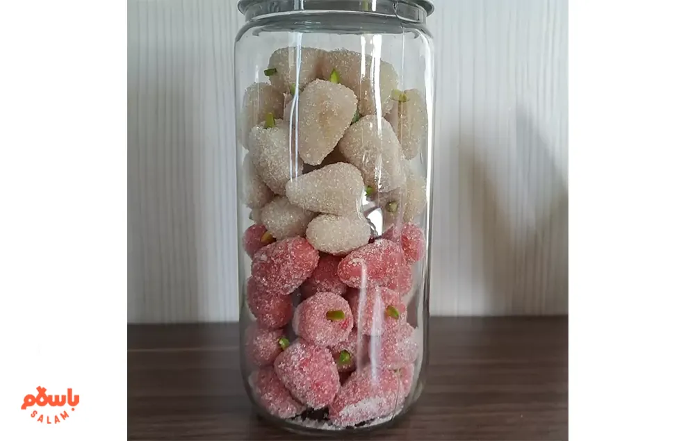 طرز تهیه شیرینی توت با نارگیل