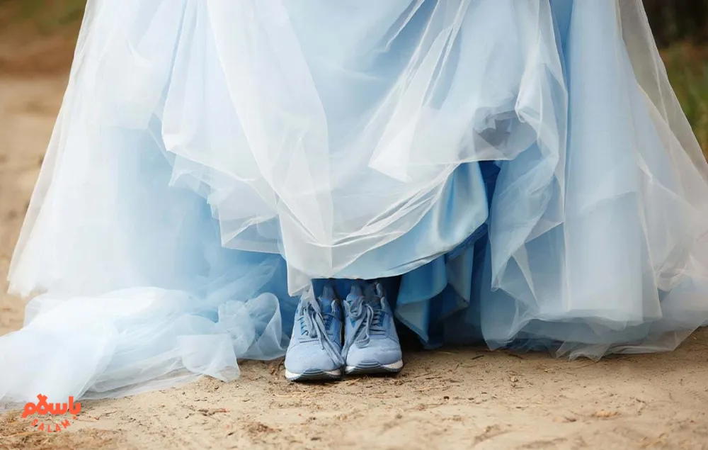 ست لباس مجلسی زنانه با کفش اسپرت + نکات و ایده ها