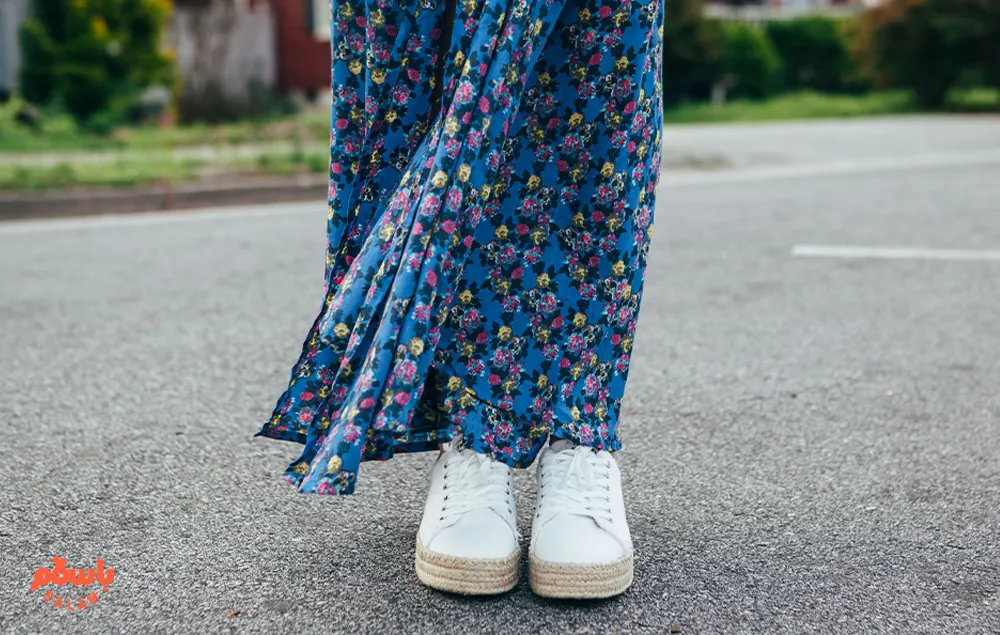 کفش اسپرت با لباس مجلسی