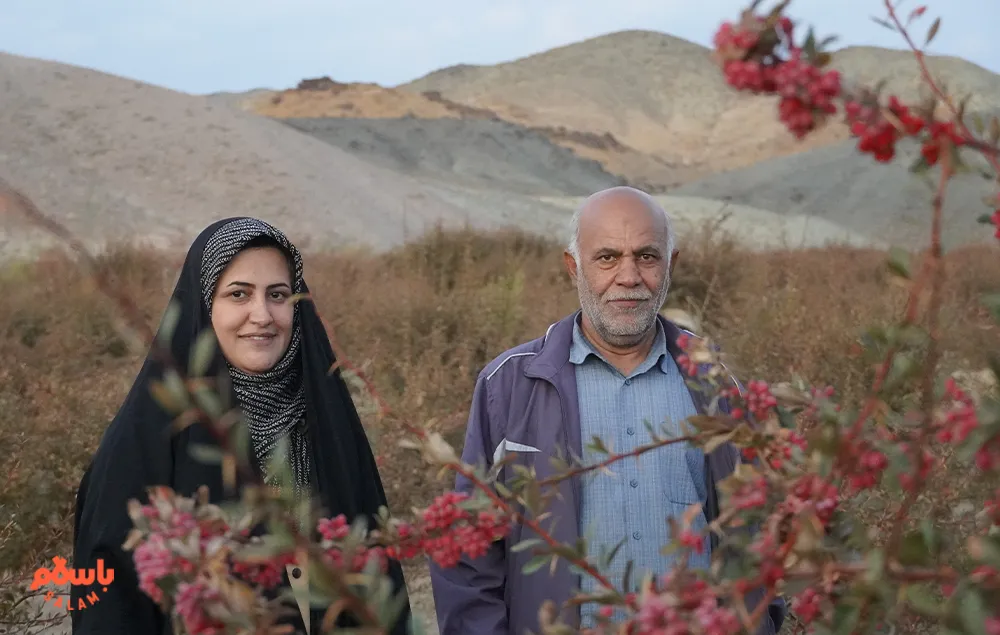 به لطافت تیغ‌های زرشک