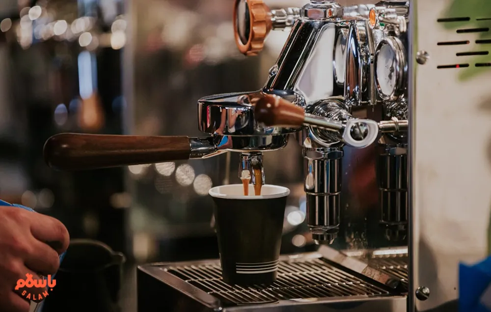 دستگاه اسپرسو ساز صنعتی برای کافی‌شاپ
