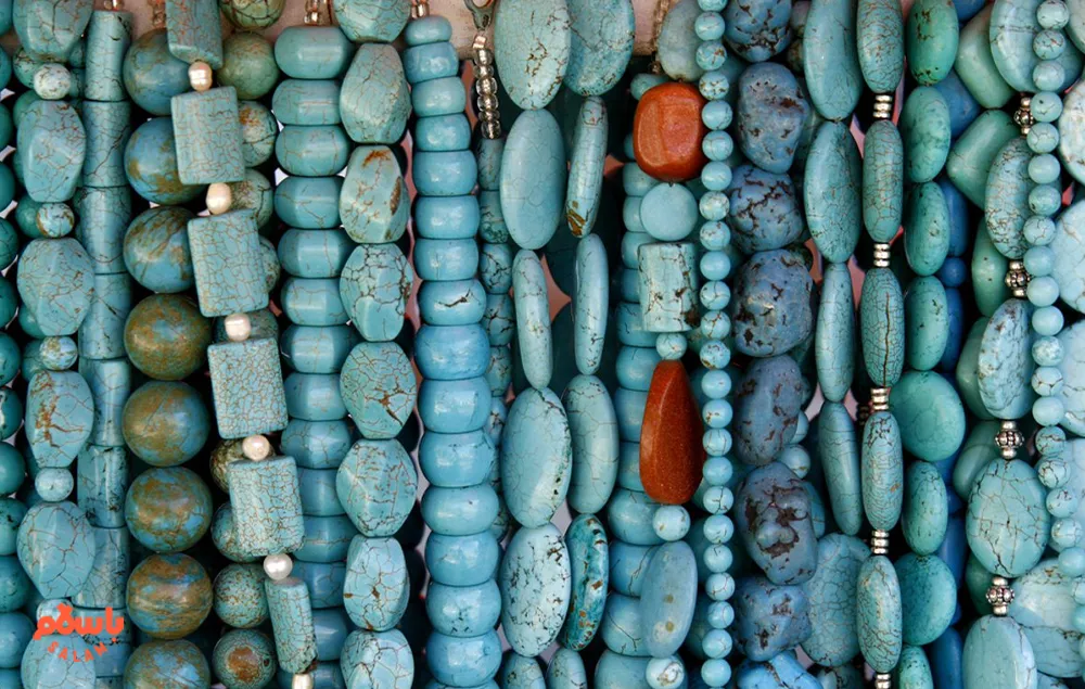 فیروزه عجمی گران‌تر است یا شجری
