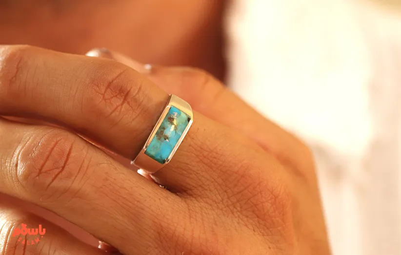 دست مناسب برای انگشتر فیروزه  
